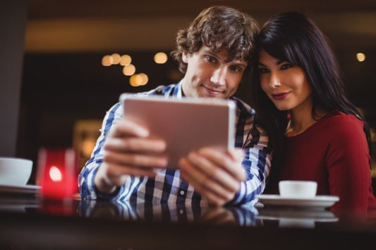 Navigating Online Dating in the Modern World