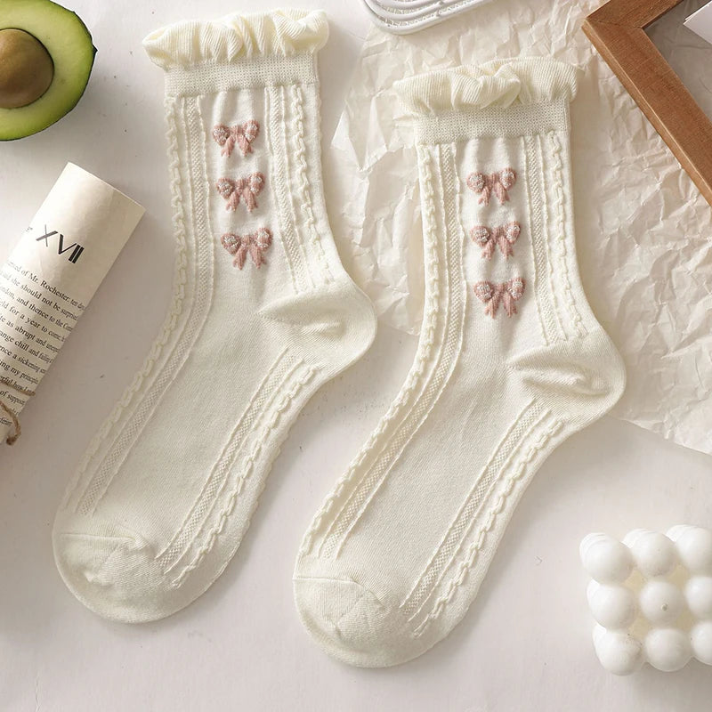 Elegant White Bow & Flower Cotton Socks