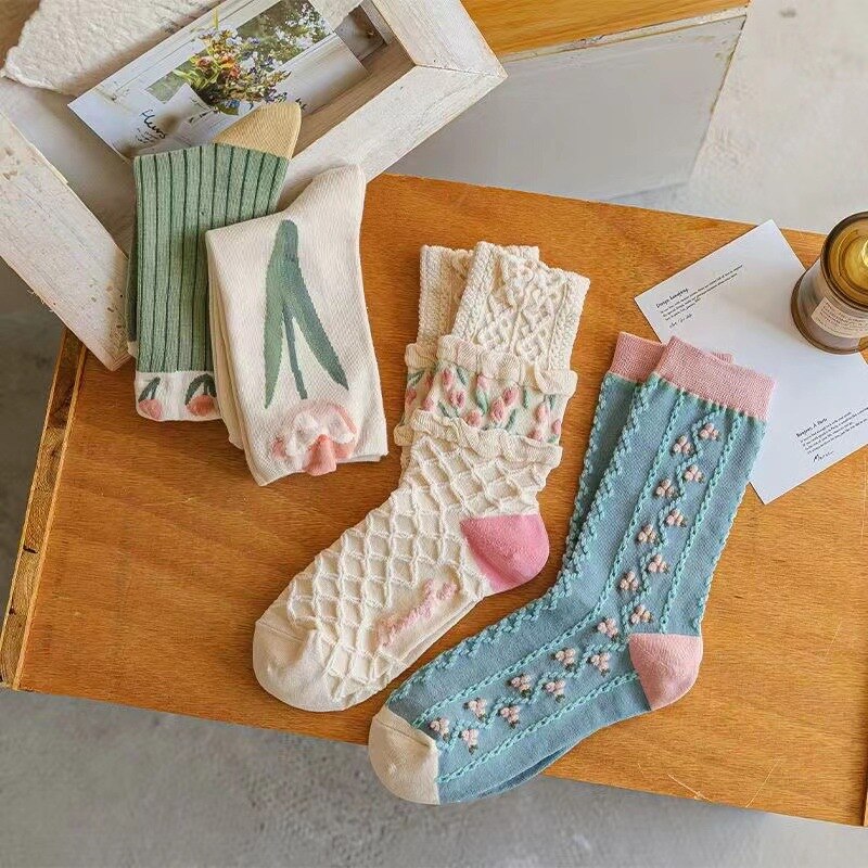 Blooming Tulip Cotton Crew Socks for Women