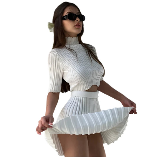 Chic Knit Pleated 2-Piece Winter Set – Elegant Matching Outfit for Women