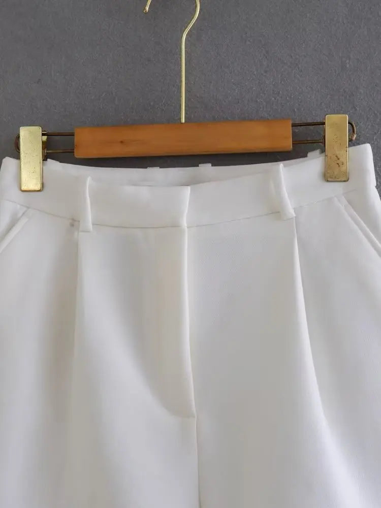 Willshela Vintage Chic High-Waist White Pleated Zipper Shorts