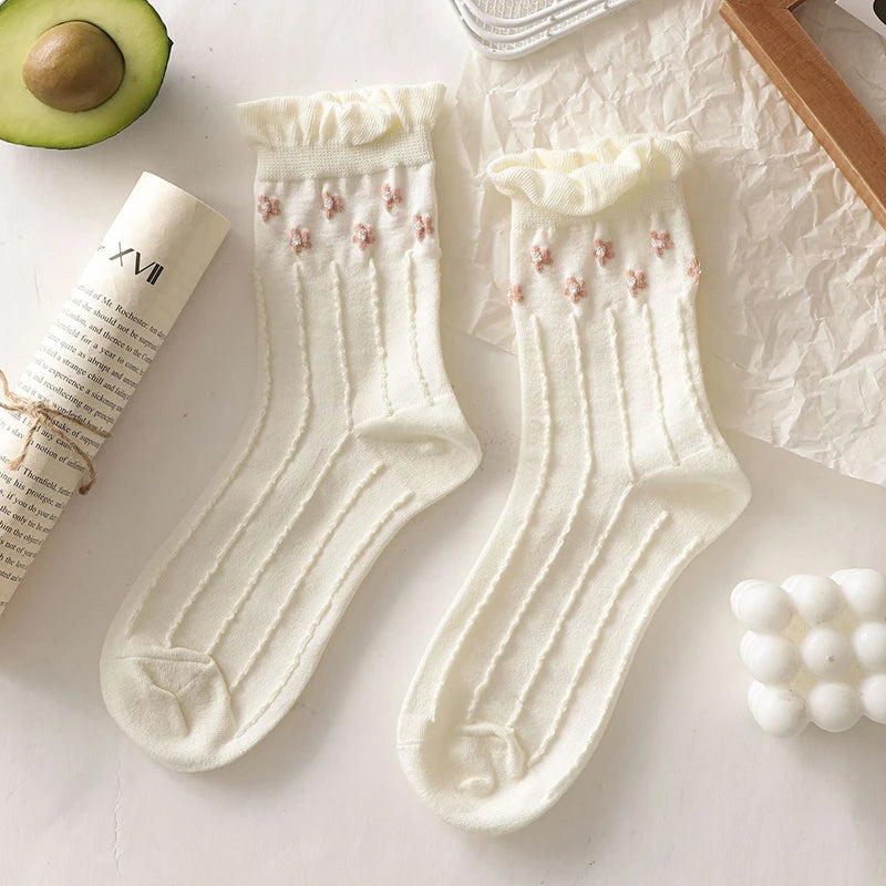 Elegant White Bow & Flower Cotton Socks