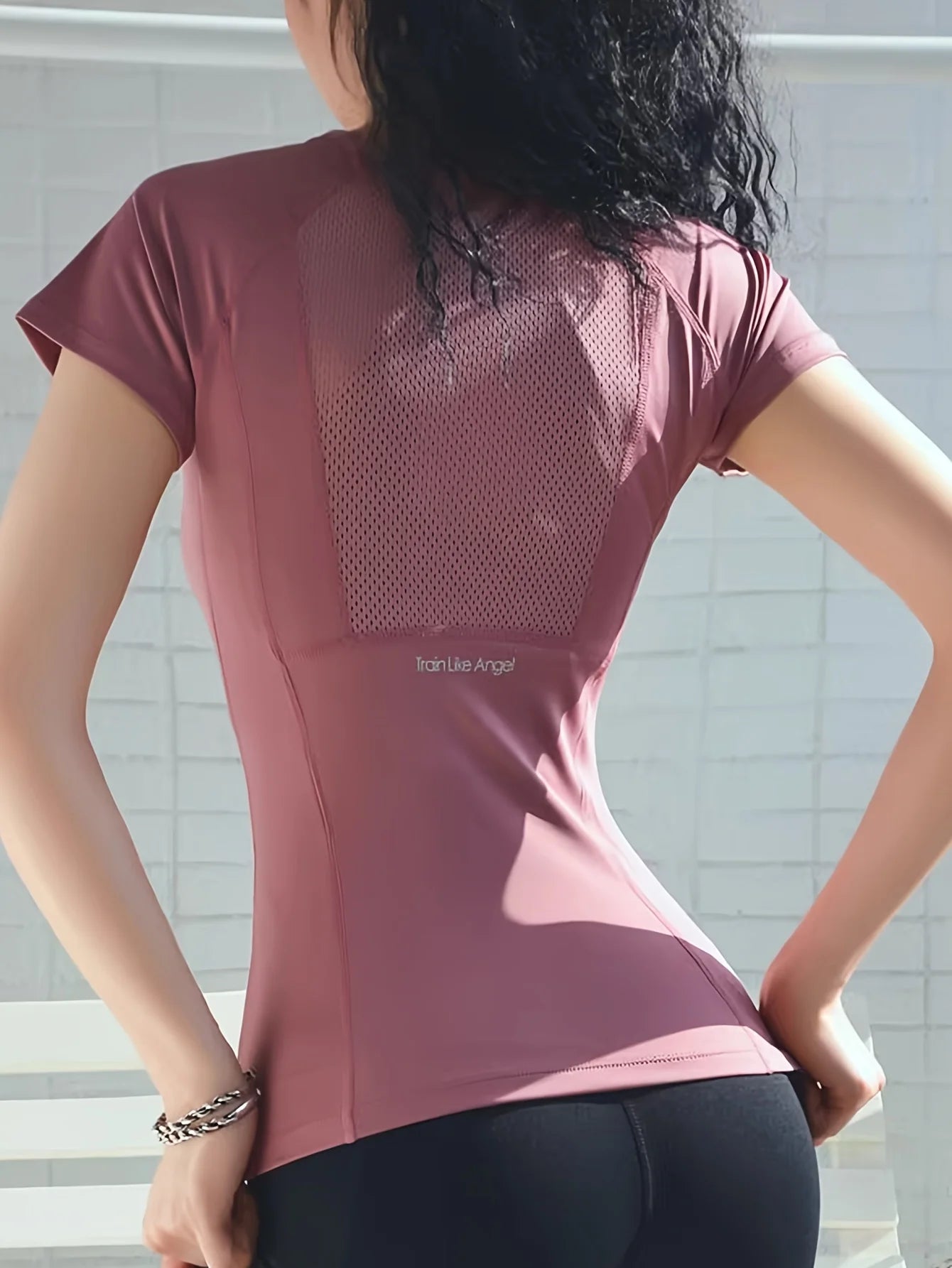 Women's Quick-Dry Fitness Tee – Breathable, Sexy Back Design, Summer Yoga & Running Top